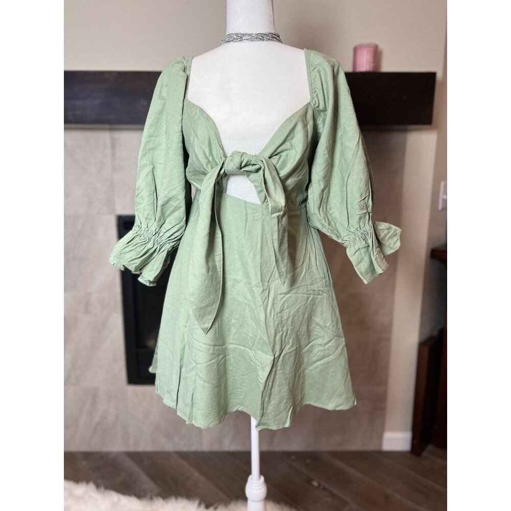 CHARLIE HOLIDAY Womens Size M or 6 Sage Sonny Dress NEW + TAGS $149